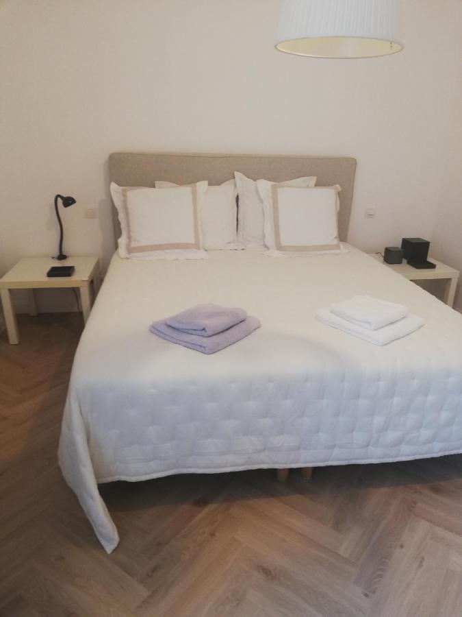 Les 3 Platanes Bed and Breakfast Conilhac-Corbières Exteriör bild